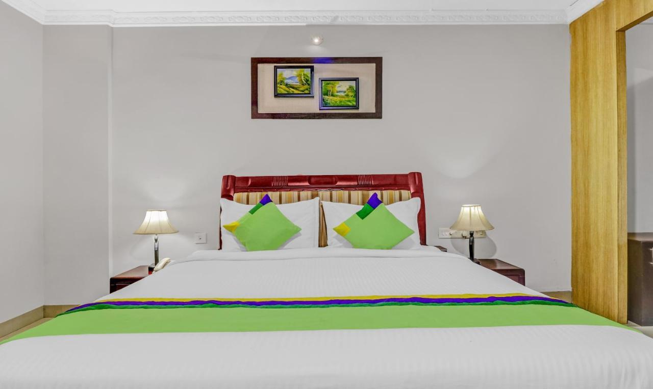 Treebo Symphony Hotels And Resorts Angamally Kizhake Chālakudi Esterno foto